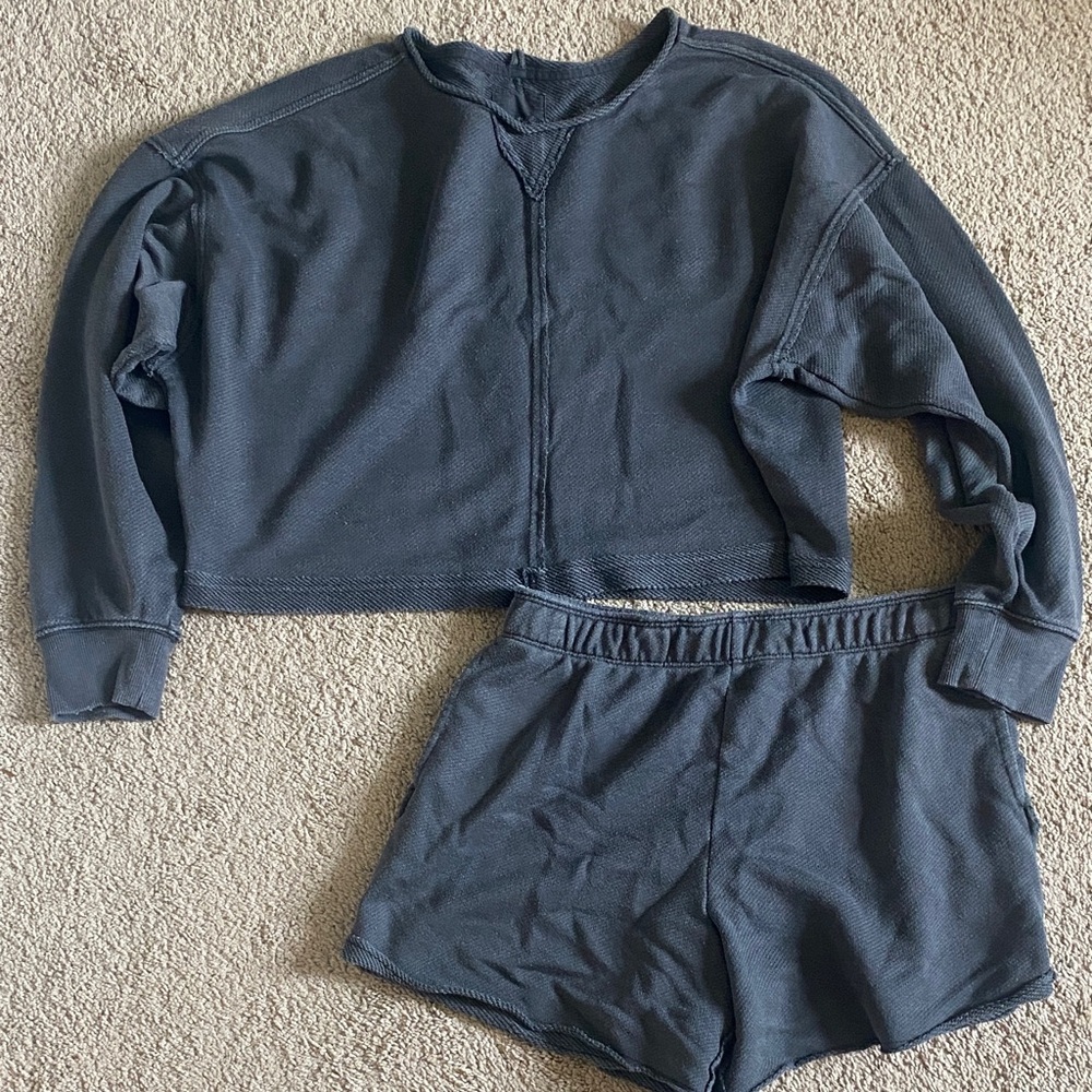 Aerie set